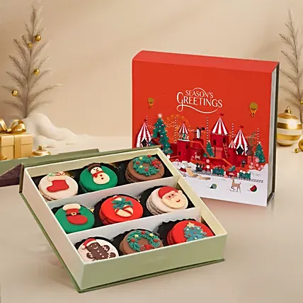 Christmas Macarons Box 9 pcs: Christmas Chocolates