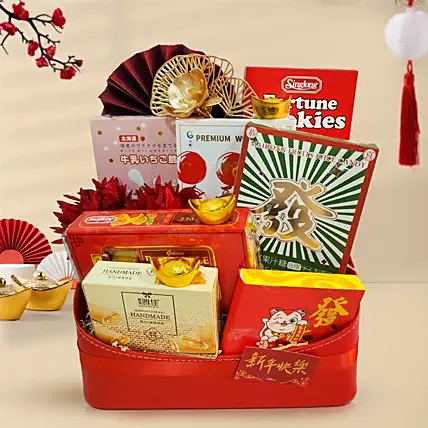 Lunar Blessings Hamper: CNY Hampers Singapore