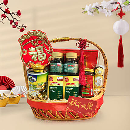 Lunar year Greetings Basket: CNY Hampers Singapore