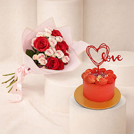 Roses Bouquet and Cake: Valentine's Cake