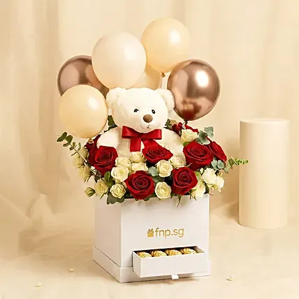 Bear-y Special Golden Rose Surprise: Fresh Flowers 