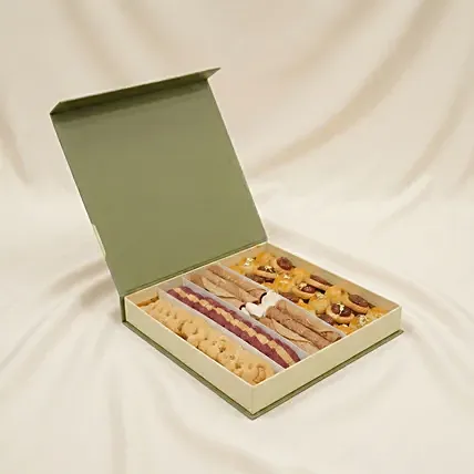 Assorted Cookies Gift Box: Cookies