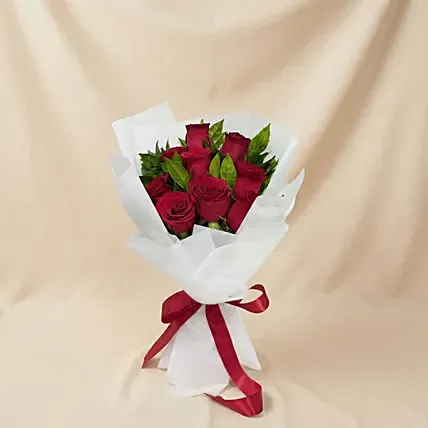 Valentines 9 Roses Bouquet: Gifts