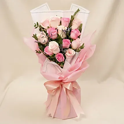 Dreamy Mixed Roses Bouquet: Pink Flowers