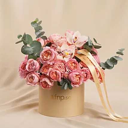 Elegant Peach Rose Bloom Box Arrangement: Flower Boxes Singapore