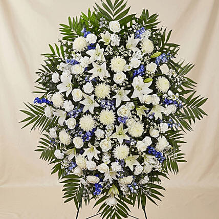 Luxurious Blooms: 