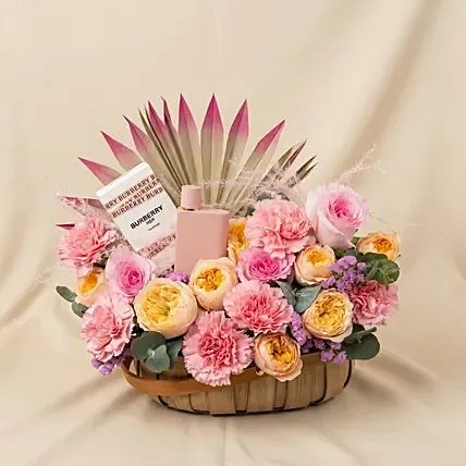 Burberry Her Perfume And Flowers Basket: Perfumes