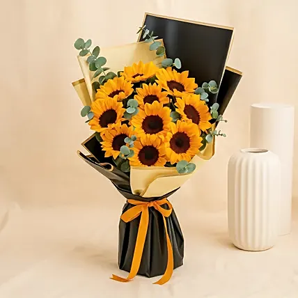Charismatic Sunflowers Beautifully Bouquet: Yellow Flowers