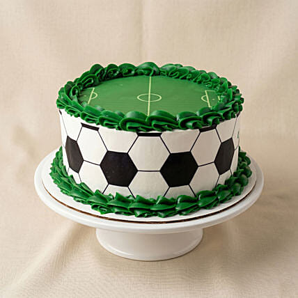 Classic Football Pitch & Soccer Ball Chocolate Cake: Football Cakes