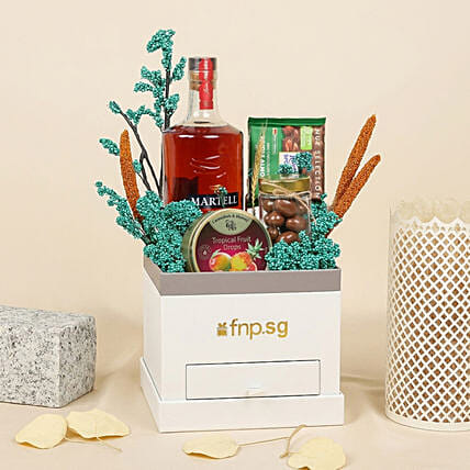 Martell & Treats Hamper: Chocolate Hampers