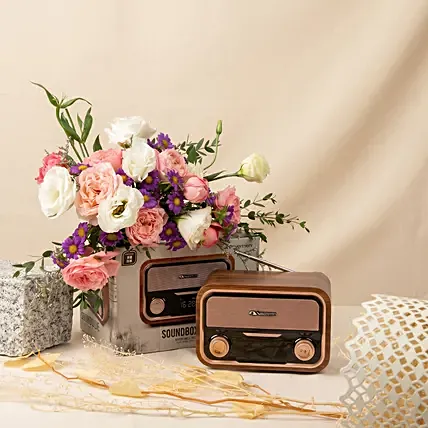 Nakamichi Retro Music Station with Flowers: 