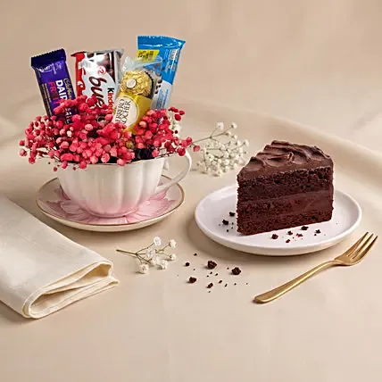 Chocolate Teacup Gift with Cake Slice: 