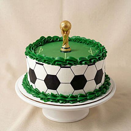 Classic Football Pitch & Soccer Ball Chocolate Cake: Football Cakes