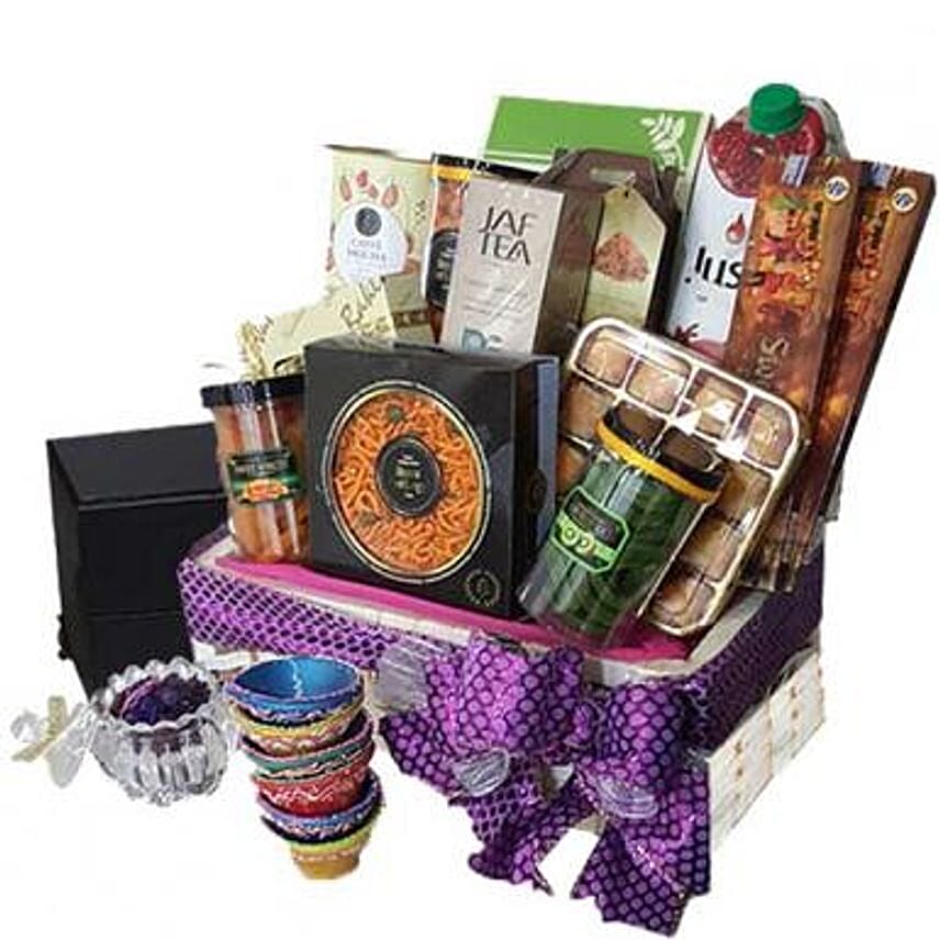 Crunchy Edible Hamper