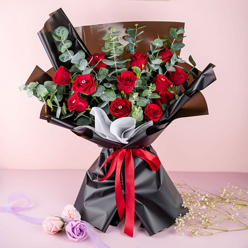 Romantic Red Roses Beautifully Tied Bouquet 6 Stems