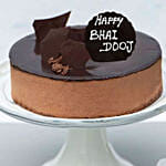 Irresistible Crunchy Chocolate Cake For Bhai Dooj