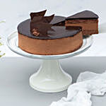 Irresistible Crunchy Chocolate Cake With 16 Pcs Ferrero Rocher