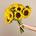 12 Pretty Sunflower Bunch