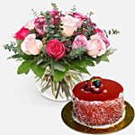Elegant Mixed Roses with Mini Mousse Cake