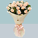 Bouquet of 20 Attractive Peach Roses