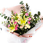 Gracious Mixed Flowers Bouquet