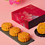 Pure Lotus Single Yolk Mooncakes And Toy Lantern