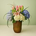 Adorable Flowers Arrangement