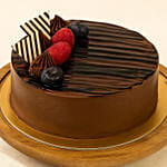 Glazing Chocolate Cake