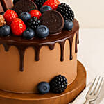 Chocolate Drips Berry Cake