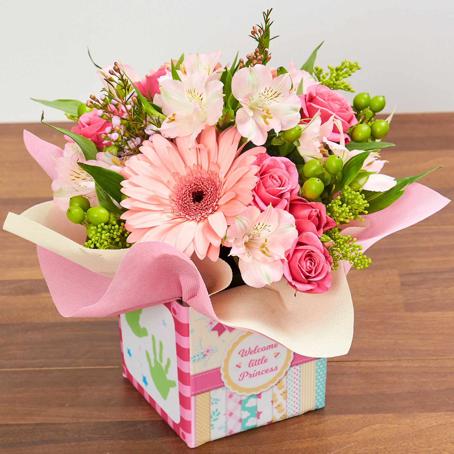 Online Ravishing Arrangement Of Pink Flowers Gift Delivery in SGP FNP
