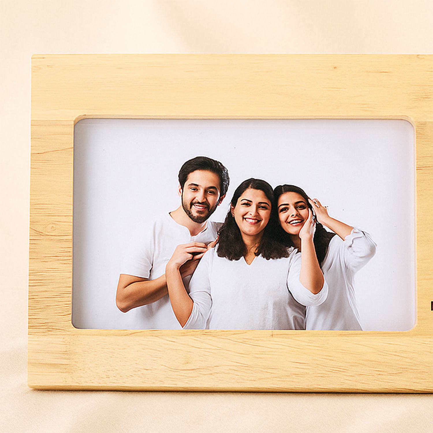 Best Mom Ever Photo Frame For Mothers Day Delivery in Singapore FNP SG