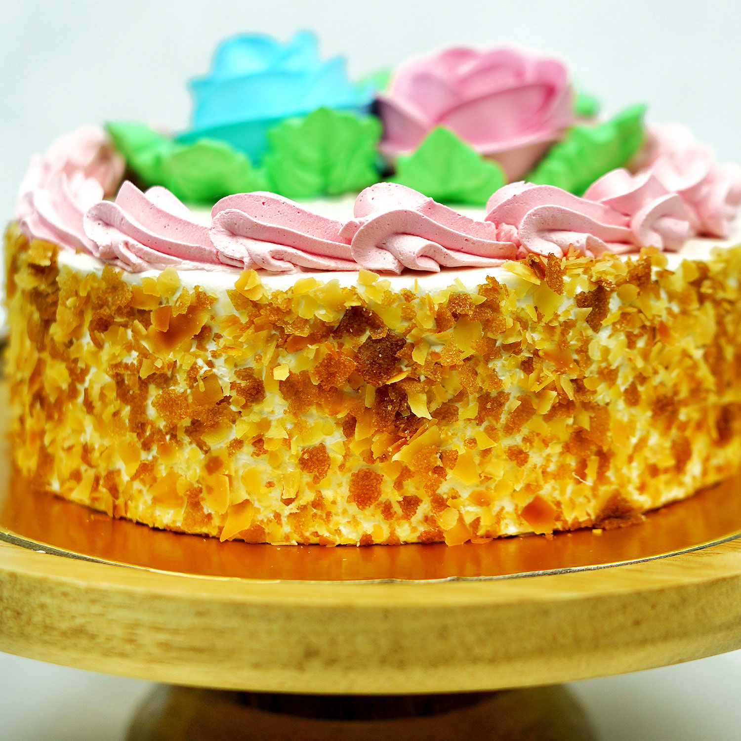 Pink Roses Box With Butter Sponge Cake Delivery in Singapore FNP SG