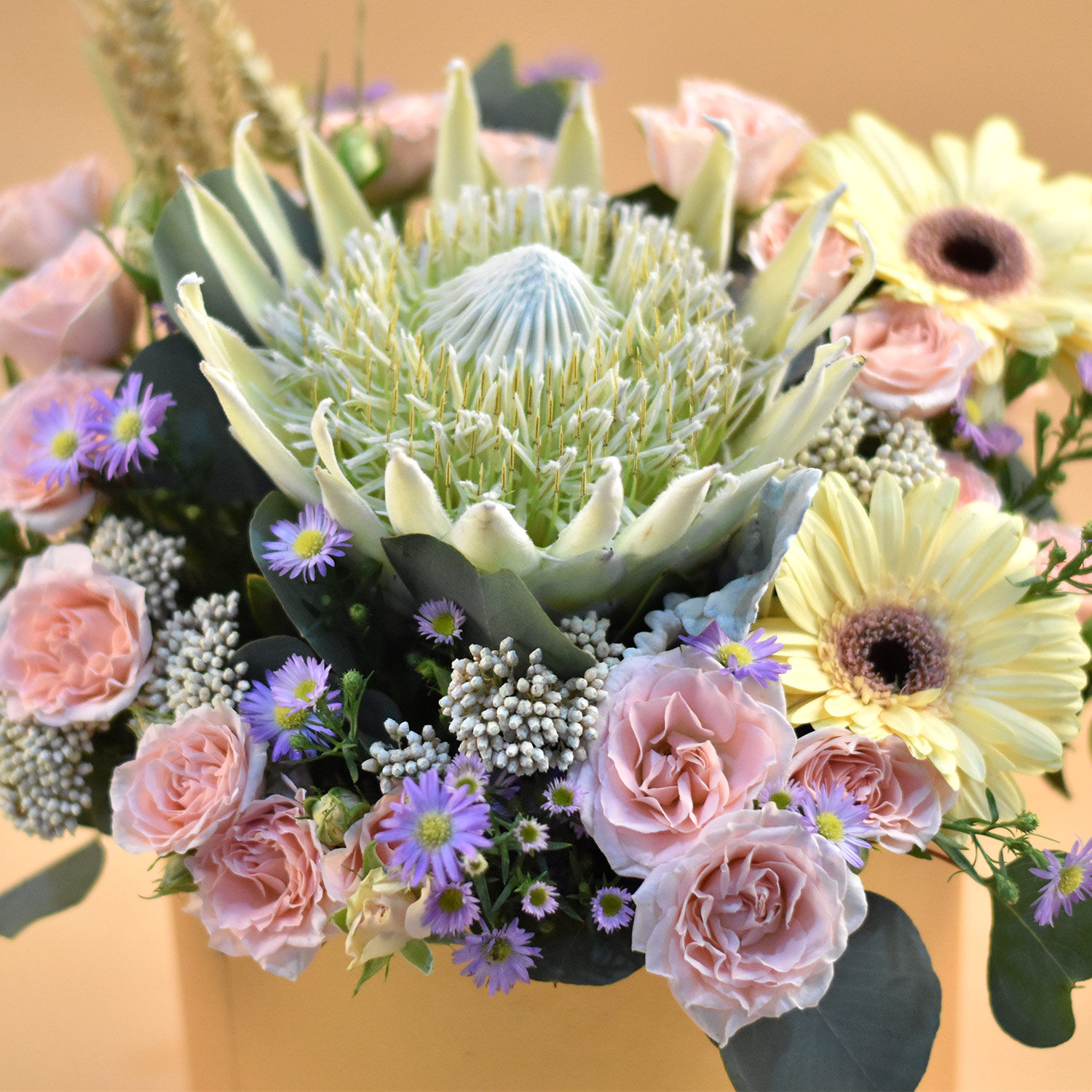 Lovely Mixed Flowers Arrangement Delivery in Singapore FNP SG