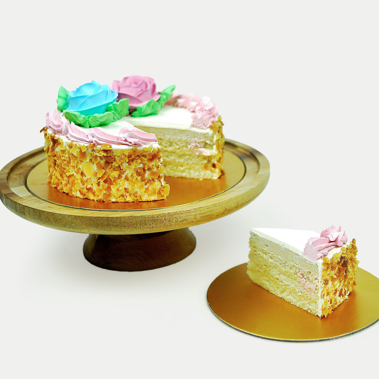 Box of Roses With Butter Sponge Cake Delivery in Singapore - FNP SG