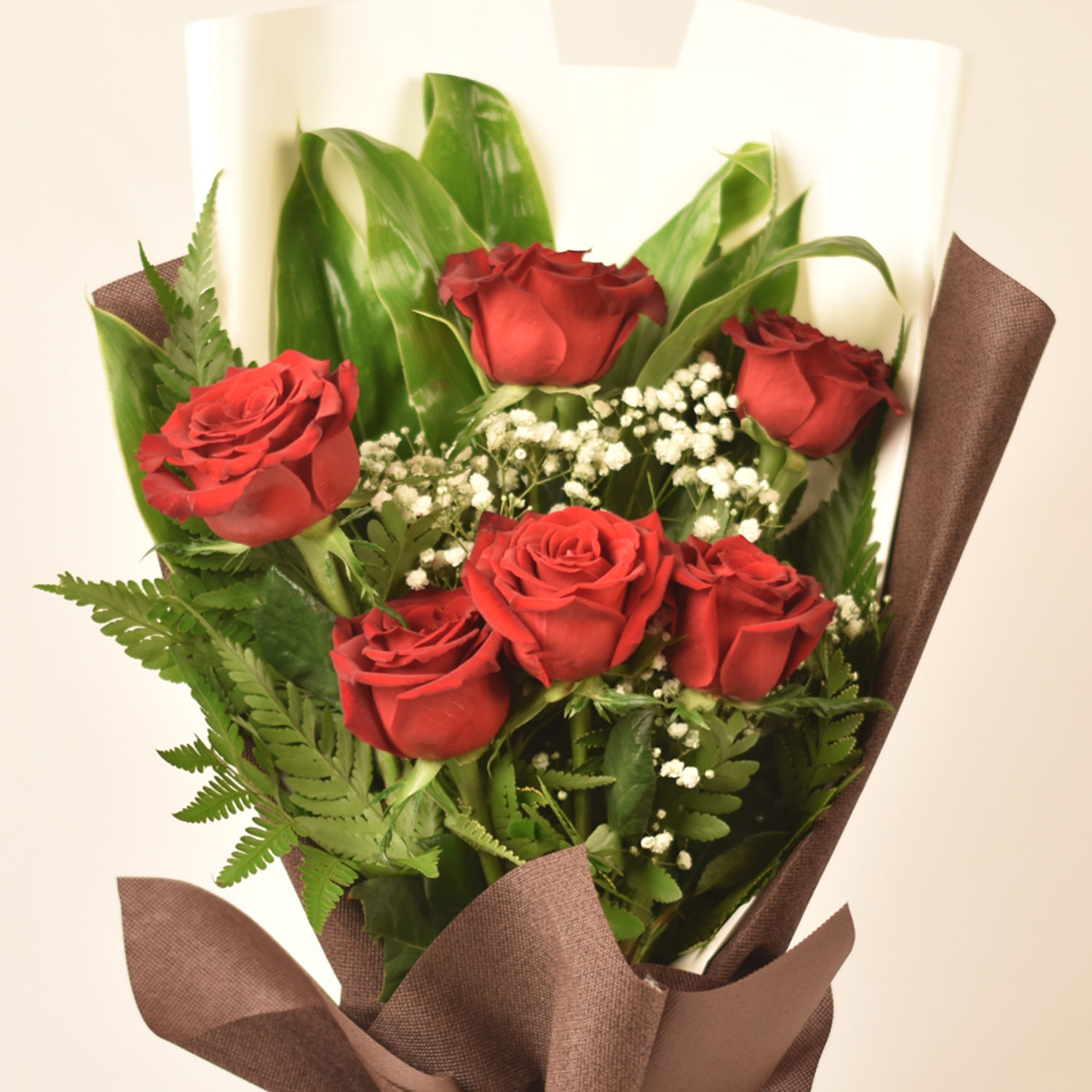 Romantic Red Roses Bouquet Delivery in Singapore - FNP SG