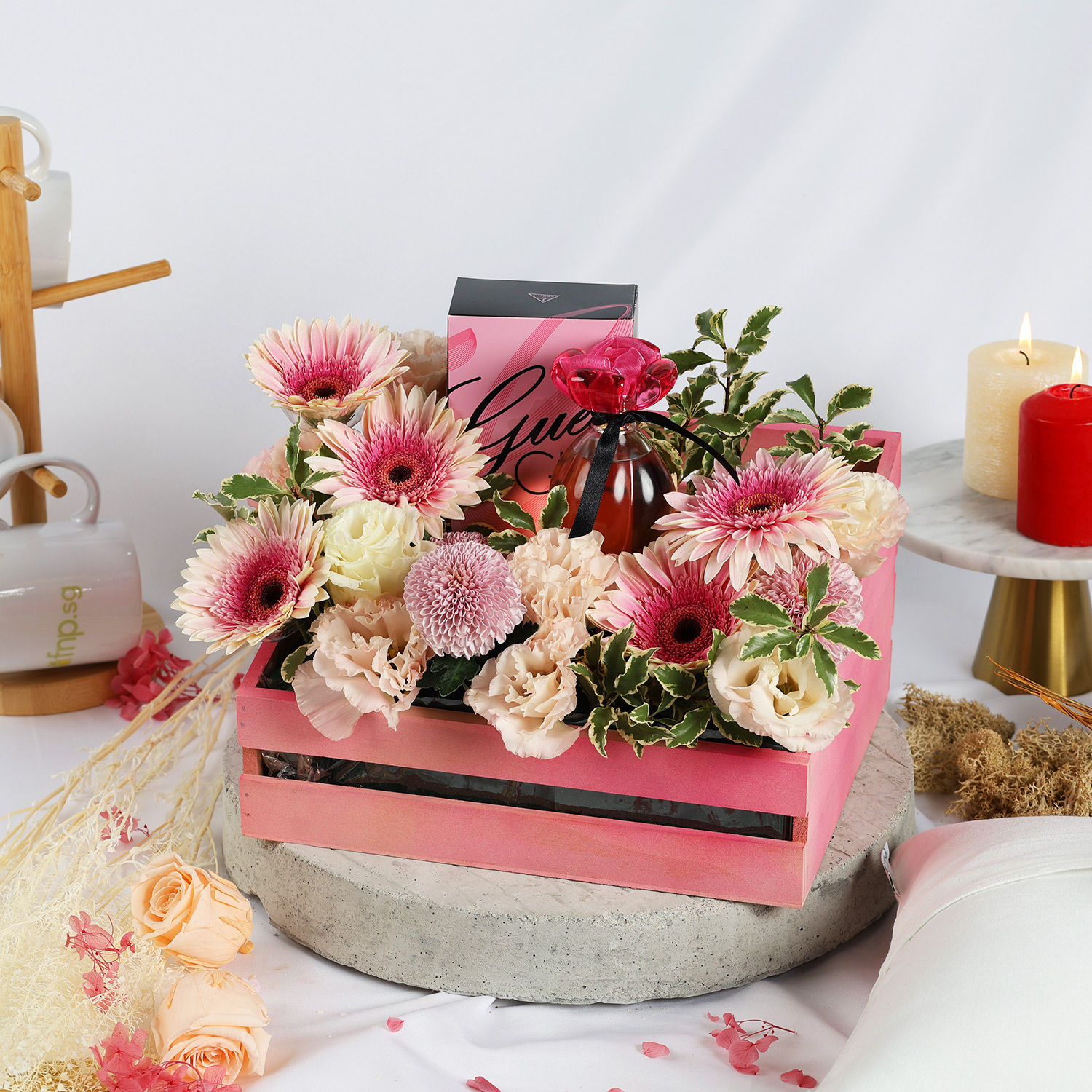 Guess Girl Perfume and Flowers Delivery in Singapore - FNP SG