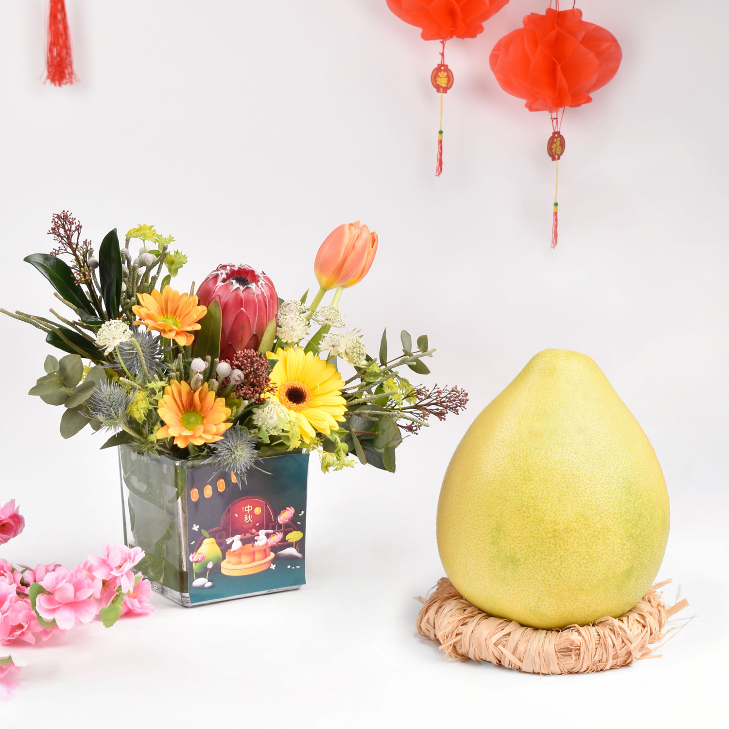 Happy Mid Autumn Festival Flowers Arrangement with Pomelo Delivery in