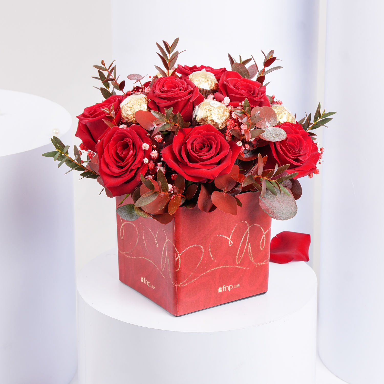 Sweet Cheeks Flowers and Chocolates Delivery in Singapore FNP SG