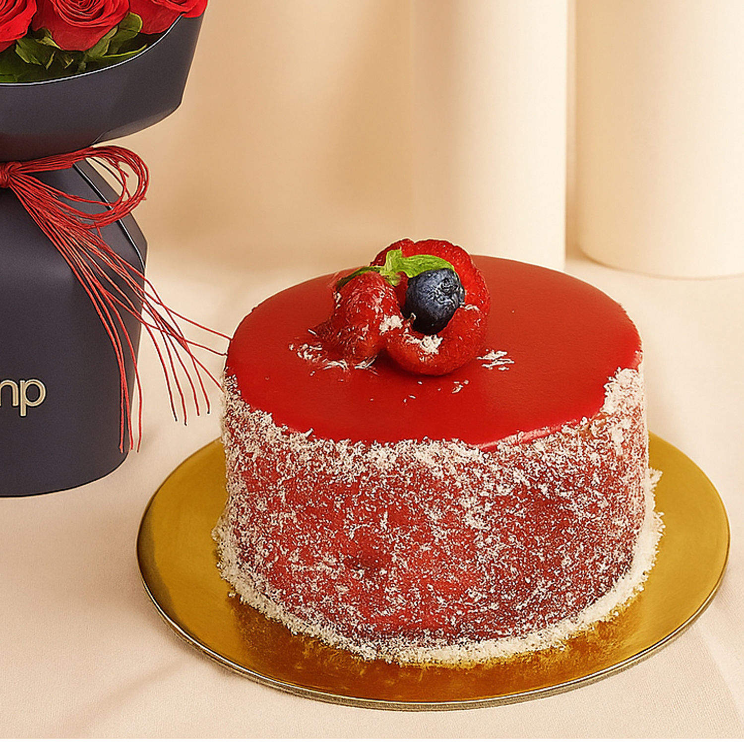 Red Velvet Whispers Of Rose with Cake Delivery in Singapore - FNP SG