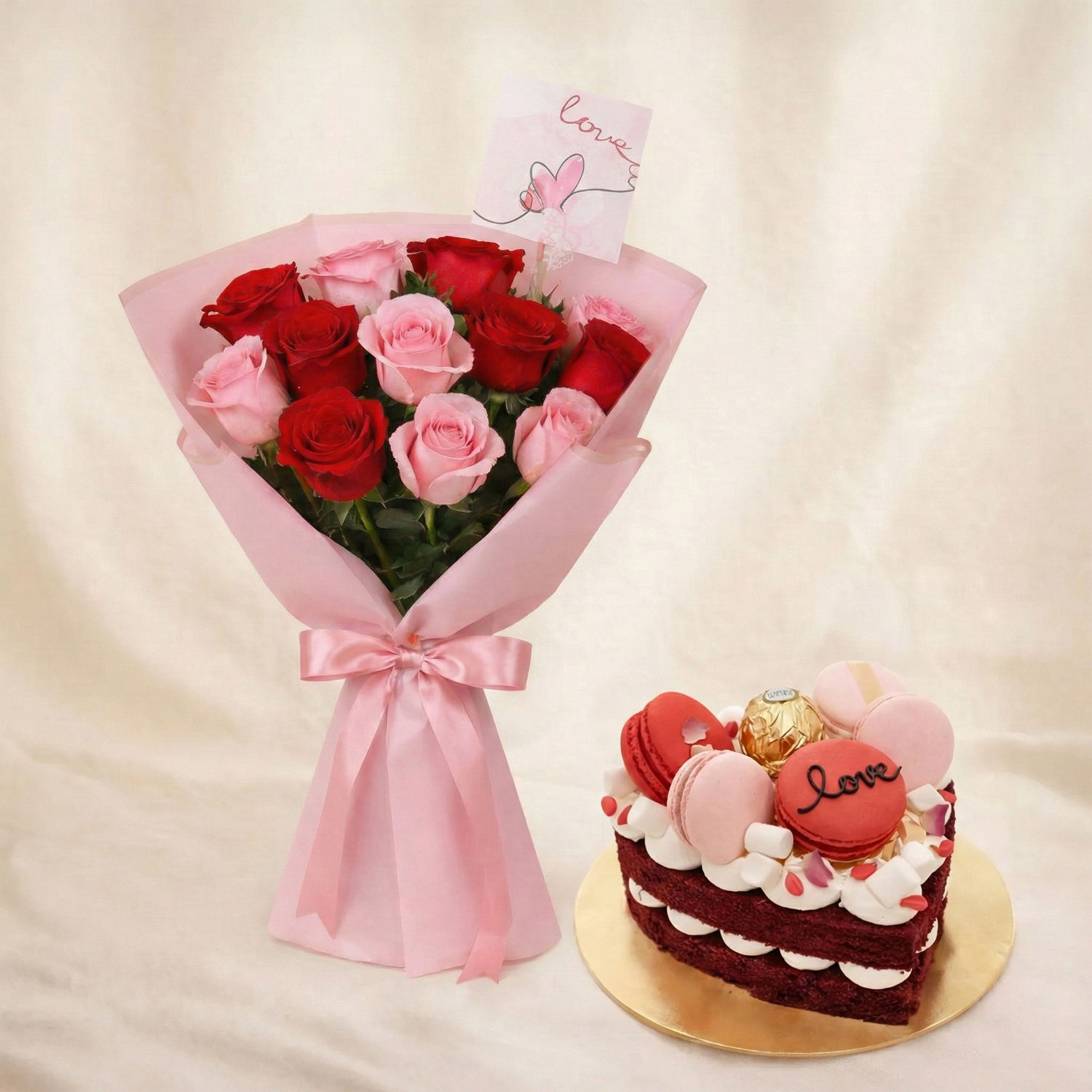 Love Expresssion Roses Bouquets and Cake Delivery in Singapore - FNP SG