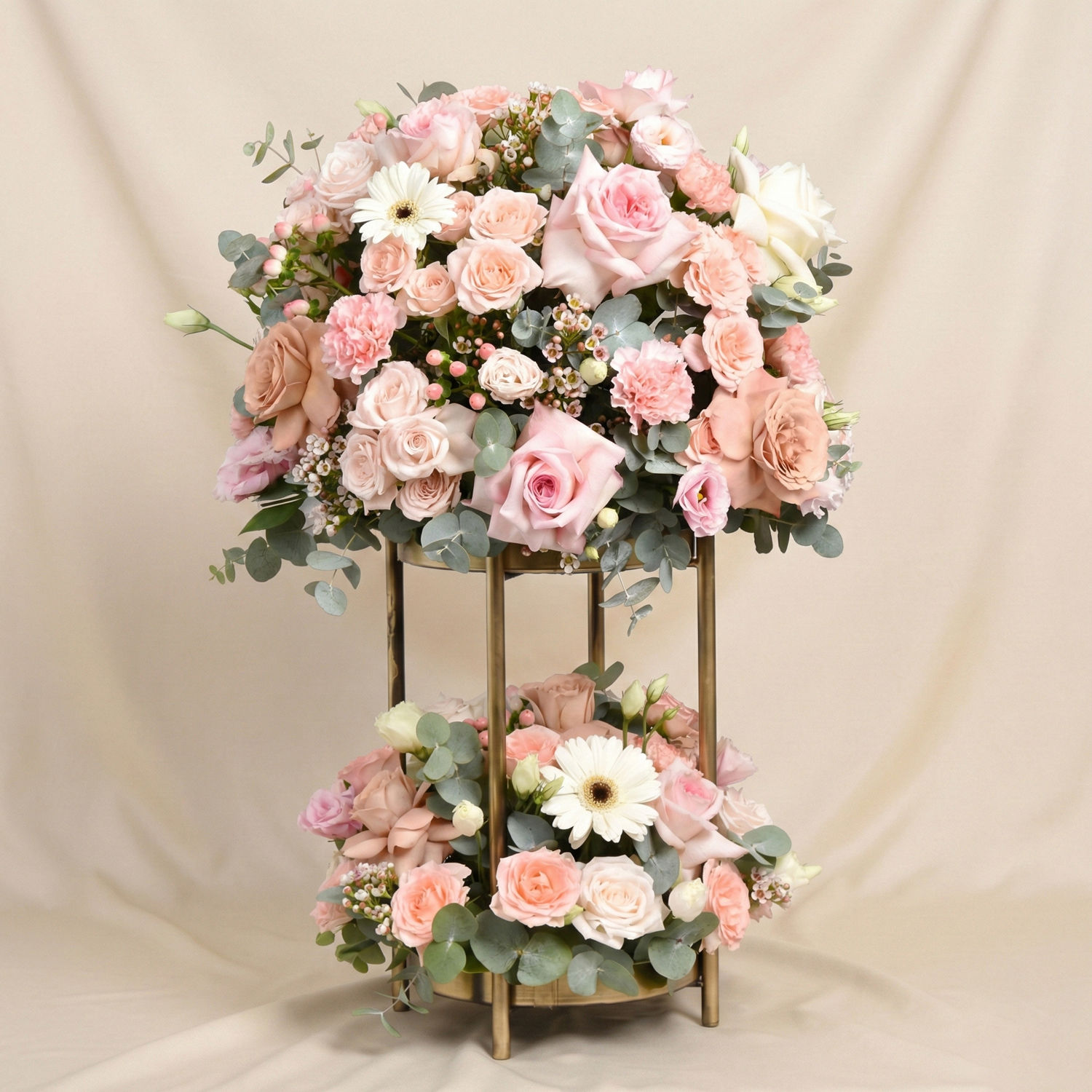 Roses and Blooms Delivery in Singapore - FNP SG